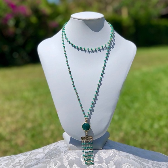 Green Chalcedony w/Emerald Dyed Stone 33